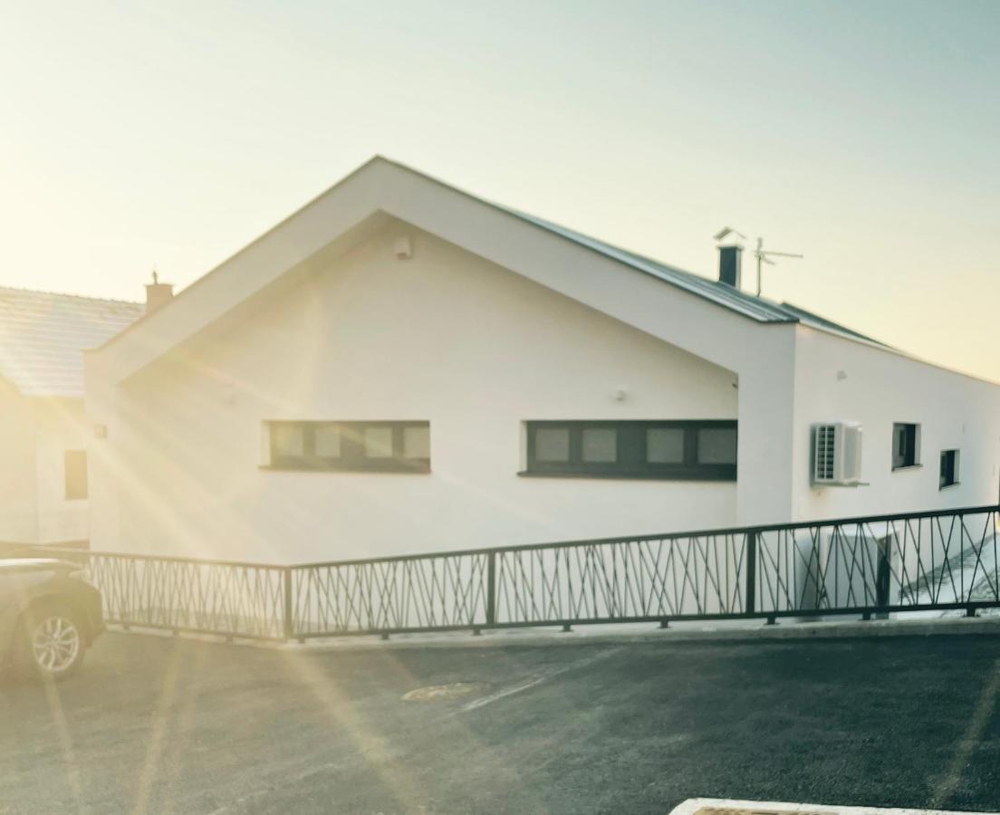 Das Klet Dugo Selo Exterior photo